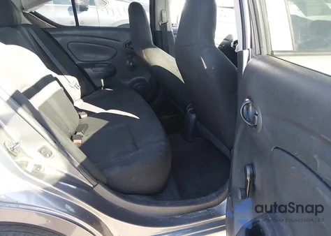 2017 Nissan Versa 1.6 S+ z USA, uszkodzony, nr VIN 3N1CN7AP7HL843214